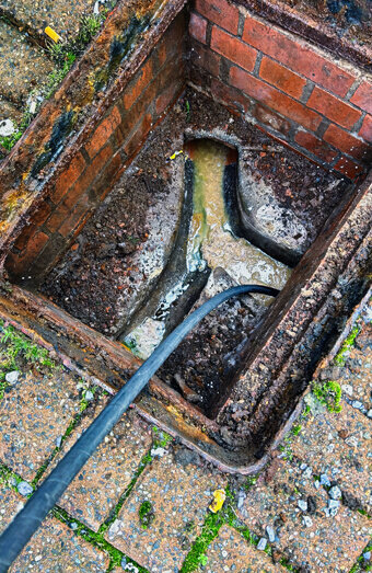https://plumbermountlawley.com.au/uploads/2025/06/blocked-drains-644040.jpg