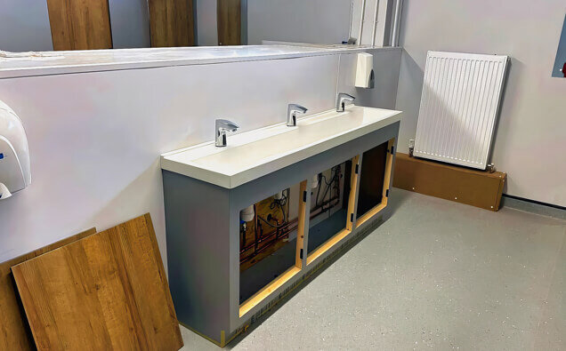 https://plumbermountlawley.com.au/uploads/2025/06/commercial-plumbing-241560.jpg