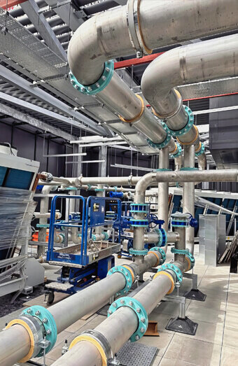 https://plumbermountlawley.com.au/uploads/2025/06/commercial-plumbing-500978.jpg