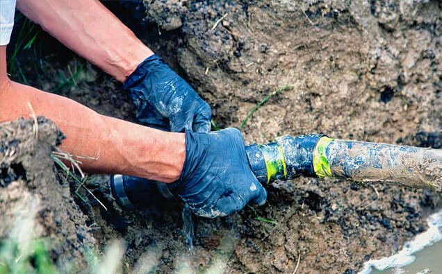 https://plumbermountlawley.com.au/uploads/2025/06/emergency-plumbing-917273.jpg